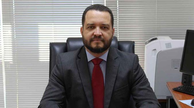 O engenheiro civil Handerson Cabral Ribeiro aceitou o convite do emedebista para assumir a presidência do Metrô-DF(foto: Divulgação/Valec) O engenheiro civil Handerson Cabral Ribeiro aceitou o convite do emedebista para assumir a presidência do Metrô-DF(foto: Divulgação/Valec)
