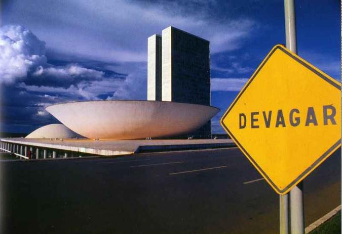 Diap mostra que a sonhada renovação política ficará apenas na vontade, por falta de opção para os eleitores (foto: Tempo D'Imagem/Reproducao ) Diap mostra que a sonhada renovação política ficará apenas na vontade, por falta de opção para os eleitores (foto: Tempo D'Imagem/Reproducao )