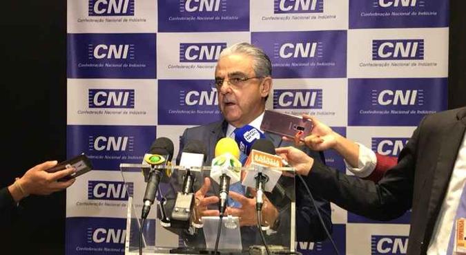 O presidente da CNI, Robson Braga de Andrade, afirmou que tem uma 'expectativa muito forte' de que o governo do presidente eleito, Jair Bolsonaro (PSL), vai conseguir fazer a reforma da Previdência(foto: Hamilton Ferrari/CB/D.A Press) O presidente da CNI, Robson Braga de Andrade, afirmou que tem uma 'expectativa muito forte' de que o governo do presidente eleito, Jair Bolsonaro (PSL), vai conseguir fazer a reforma da Previdência(foto: Hamilton Ferrari/CB/D.A Press)