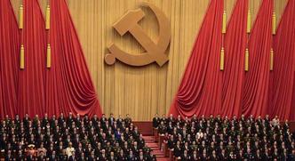 Outra questão é se o Comitê Permanente contará com integrantes suficientemente jovens para suceder Xi em 2022 e permanecer no poder nos dez anos seguintes(foto: Wang Zhao / AFP ) Outra questão é se o Comitê Permanente contará com integrantes suficientemente jovens para suceder Xi em 2022 e permanecer no poder nos dez anos seguintes(foto: Wang Zhao / AFP )