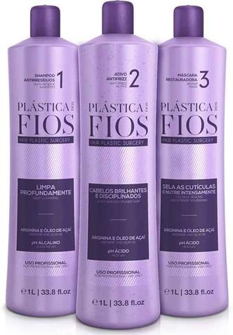 Plástica dos Fios Kit Hair Plastic Surgery Selagem Térmica, da Cadiveu (R$ 511,71) Usado em selagens e cauterizações. Ambos os processos são termoativados, ou seja, os produtos só têm sua eficácia quando um secador ou uma prancha entram no processo. Para evitar queimaduras ou mesmo a piora no estado do fio, o kit é de uso profissional. A formulação é baseada no ácido acético. Plástica dos Fios Kit Hair Plastic Surgery Selagem Térmica, da Cadiveu (R$ 511,71) Usado em selagens e cauterizações. Ambos os processos são termoativados, ou seja, os produtos só têm sua eficácia quando um secador ou uma prancha entram no processo. Para evitar queimaduras ou mesmo a piora no estado do fio, o kit é de uso profissional. A formulação é baseada no ácido acético.