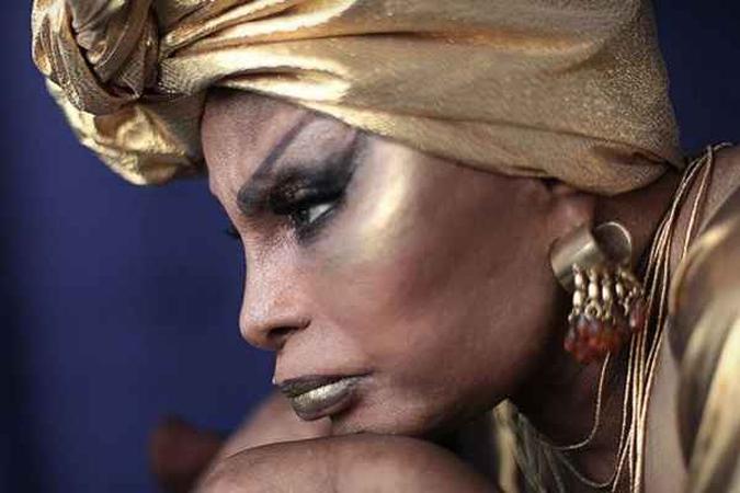 A letra da música fala que Deus é ''mulher'', ''fêmea'', ''fina'' e ''linda''(foto: Objetiva Comunicação/Divulgação) A letra da música fala que Deus é ''mulher'', ''fêmea'', ''fina'' e ''linda''(foto: Objetiva Comunicação/Divulgação)