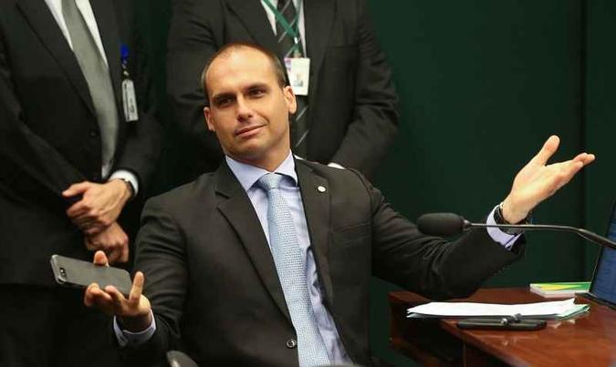A polêmica envolvendo Jair Bolsonaro e o congresso começou na última terça-feira (25/2)(foto: Fabio Rodrigues Pozzebom/Agência Brasil) A polêmica envolvendo Jair Bolsonaro e o congresso começou na última terça-feira (25/2)(foto: Fabio Rodrigues Pozzebom/Agência Brasil)