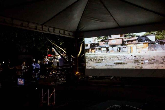 Curta na Rua: amanhã, com programação recheada de cinema criado por negros, segunda edição do evento terá estrutura de drive-in(foto: Divulgacao) Curta na Rua: amanhã, com programação recheada de cinema criado por negros, segunda edição do evento terá estrutura de drive-in(foto: Divulgacao)