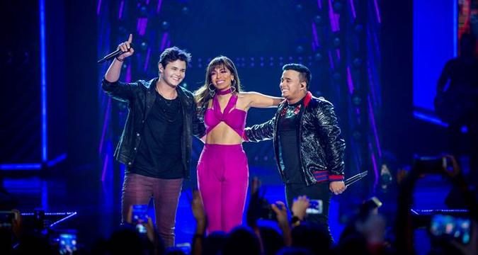 Matheus & Kauan e Anitta na gravação do DVD Intensamente hoje em São Paulo(foto: Cadu Fernandes/Divulgação) Matheus & Kauan e Anitta na gravação do DVD Intensamente hoje em São Paulo(foto: Cadu Fernandes/Divulgação)