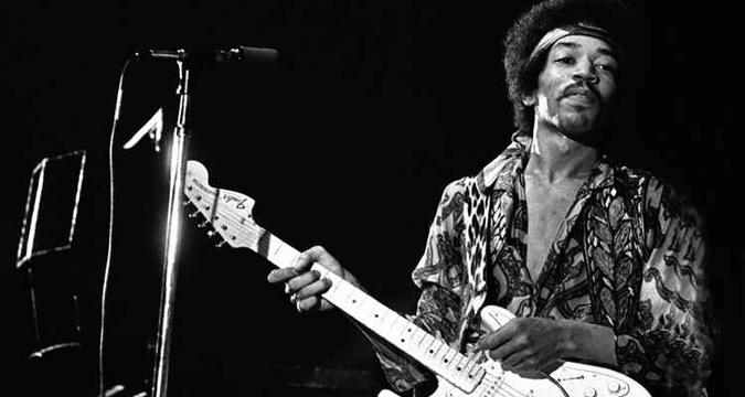 Jimi Hendrix morreu há 47 anos, mas suas músicas continuam em alta (foto: Internet/Reprodução) Jimi Hendrix morreu há 47 anos, mas suas músicas continuam em alta (foto: Internet/Reprodução)