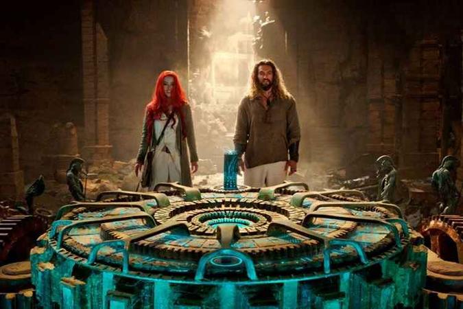 Jason Mamoa e Amber Heard estão à frente do longa-metragem(foto: Reproduo/Internet) Jason Mamoa e Amber Heard estão à frente do longa-metragem(foto: Reproduo/Internet)