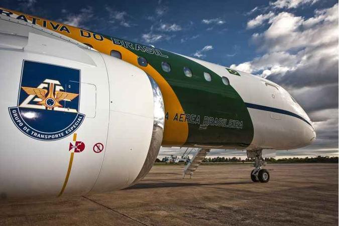 A Força Aérea Brasileira (FAB), responsável pela segurança do avião, anunciou o reforço das medidas de controle para prevenir ações ilícitas. (foto: Johnson Barros / Força Aérea Militar) A Força Aérea Brasileira (FAB), responsável pela segurança do avião, anunciou o reforço das medidas de controle para prevenir ações ilícitas. (foto: Johnson Barros / Força Aérea Militar)
