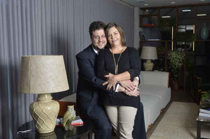 Daniel e Karla em dois momentos: quando estudaram juntos na adolescência, e hoje, casados(foto: Marcelo Ferreira/CB/D.A Press) Daniel e Karla em dois momentos: quando estudaram juntos na adolescência, e hoje, casados(foto: Marcelo Ferreira/CB/D.A Press)