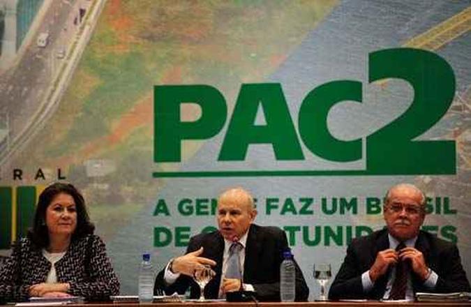 Mantega participou do nono balanço do segundo Programa de Aceleração do Crescimento(foto: Agência Brasil/Divulgação ) Mantega participou do nono balanço do segundo Programa de Aceleração do Crescimento(foto: Agência Brasil/Divulgação )
