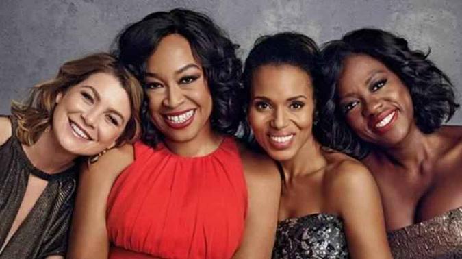 Ellen Pompeo ('Grey's anatomy'), Shonda Rhimes, Kerry Washington ('Scandal') e Viola Davis ('How to get away with murder')(foto: Entertainment TV/Divulgação) Ellen Pompeo ('Grey's anatomy'), Shonda Rhimes, Kerry Washington ('Scandal') e Viola Davis ('How to get away with murder')(foto: Entertainment TV/Divulgação)