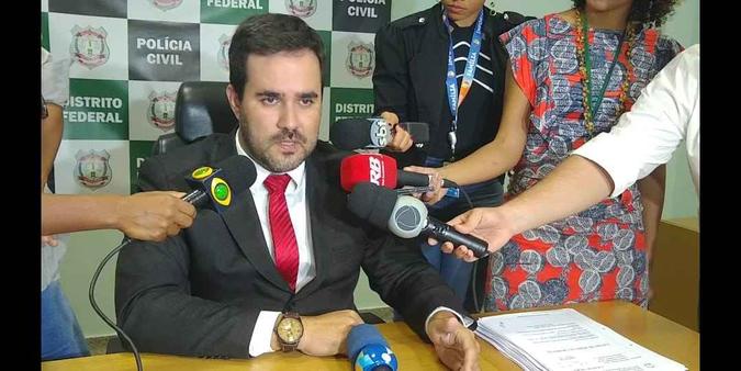 Polícia diz que afogamento foi acidental e indicia rapaz que entrou com Natália no lago por omissão de socorro(foto: Darcianne Diogo/CB/D.A. Press) Polícia diz que afogamento foi acidental e indicia rapaz que entrou com Natália no lago por omissão de socorro(foto: Darcianne Diogo/CB/D.A. Press)