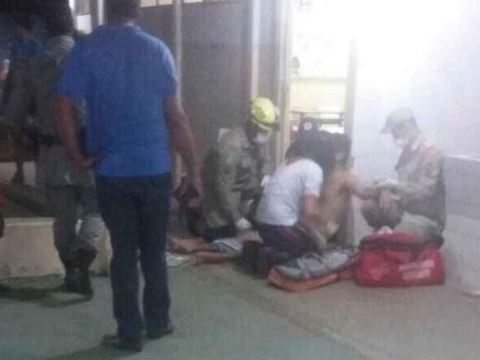 O jovem foi socorrido e levado ao hospital e está em estado regular(foto: PCGO/Divulgação) O jovem foi socorrido e levado ao hospital e está em estado regular(foto: PCGO/Divulgação)