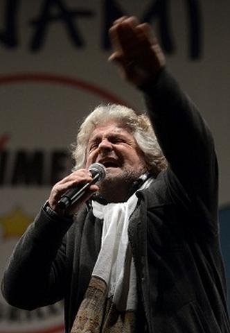 Beppe Grillo, o humorista antissistema, incomoda os políticos da Itália(foto: FILIPPO MONTEFORTE) Beppe Grillo, o humorista antissistema, incomoda os políticos da Itália(foto: FILIPPO MONTEFORTE)