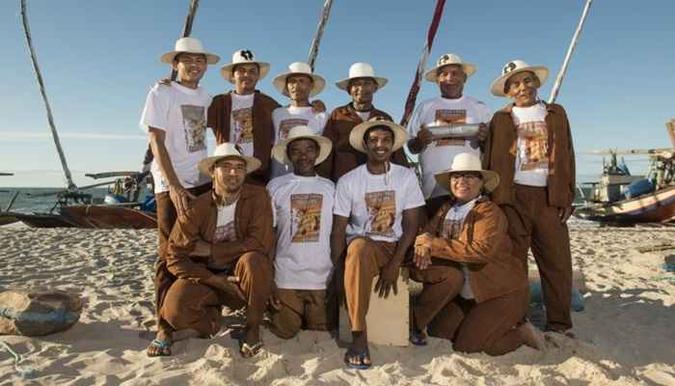 Os cearenses do Coco do Iguape abrem o projeto Sonora Brasil mostrando o som e a dança nascidos em comunidades quilombolas(foto: Arquivo pessoal/Divulgação) Os cearenses do Coco do Iguape abrem o projeto Sonora Brasil mostrando o som e a dança nascidos em comunidades quilombolas(foto: Arquivo pessoal/Divulgação)