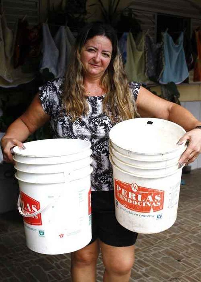 Josenilda garante ter feito de tudo para diminuir o gasto, mas valores aumentaram (foto: Ana Rayssa/Esp. CB/D.A Press ) Josenilda garante ter feito de tudo para diminuir o gasto, mas valores aumentaram (foto: Ana Rayssa/Esp. CB/D.A Press )