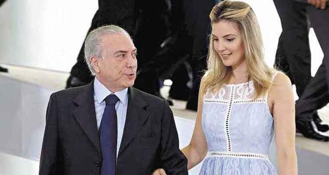 Primeira-dama Marcela Temer chegou a pedir 20 servidores do Palácio do Jaburu para acompanhá-la(foto: Antônio Cruz/Agência Brasil) Primeira-dama Marcela Temer chegou a pedir 20 servidores do Palácio do Jaburu para acompanhá-la(foto: Antônio Cruz/Agência Brasil)
