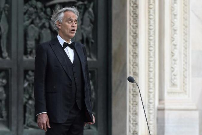 Bocelli participou de várias iniciativas de solidariedade, incluindo o concerto on-line 'One world together at home'.(foto: Piero Cruciatti / AFP) Bocelli participou de várias iniciativas de solidariedade, incluindo o concerto on-line 'One world together at home'.(foto: Piero Cruciatti / AFP)
