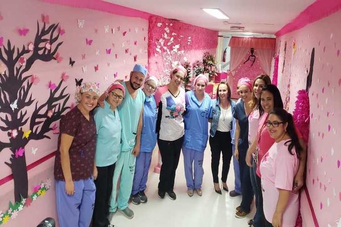 Força-tarefa de reconstrução mamária ocorre há quatro anos no Hospital Regional de Taguatinga (HRT)(foto: Divulgação/Saúde-DF) Força-tarefa de reconstrução mamária ocorre há quatro anos no Hospital Regional de Taguatinga (HRT)(foto: Divulgação/Saúde-DF)