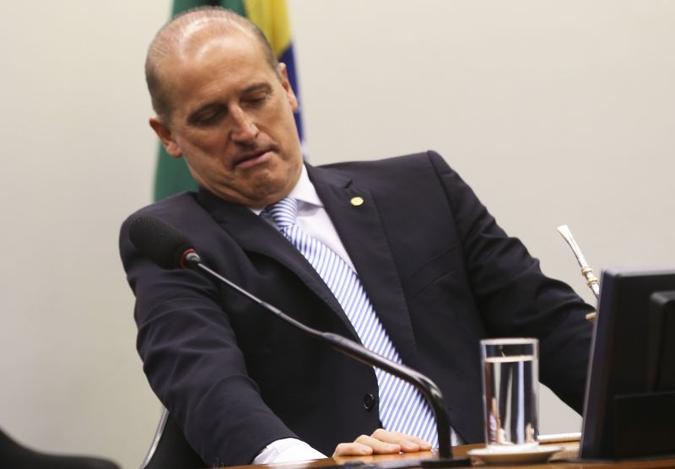 O auxiliar de Onix Lorenzoni é citado como um dos responsáveis por irregularidades na contratação superfaturada de uma empresa de tecnologia pelo Ministério do Trabalho(foto: Antonio Cruz/Agência Brasil) O auxiliar de Onix Lorenzoni é citado como um dos responsáveis por irregularidades na contratação superfaturada de uma empresa de tecnologia pelo Ministério do Trabalho(foto: Antonio Cruz/Agência Brasil)
