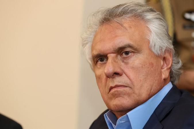Governador explicou que fechamento total terá duração de 14 dias, seguido de abertura, por outros 14, de forma intercalada até o fim de setembro(foto: Isac Nóbrega/PR) Governador explicou que fechamento total terá duração de 14 dias, seguido de abertura, por outros 14, de forma intercalada até o fim de setembro(foto: Isac Nóbrega/PR)