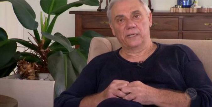 Marcelo Rezende lutava contra um câncer desde maio(foto: Record/Divulgação) Marcelo Rezende lutava contra um câncer desde maio(foto: Record/Divulgação)