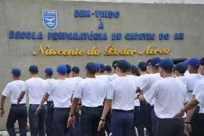 Alunos cadetes convivem aquartelados, o que facilitou a propagação(foto: Epcar/Divulgação) Alunos cadetes convivem aquartelados, o que facilitou a propagação(foto: Epcar/Divulgação)