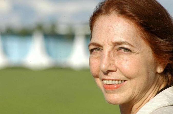 A escritora Marina Colasanti ganhou, no ano passado, o Jabuti na categoria Livro de Ficção do Ano(foto: Paulo H. Carvalho/CB/D.A Press) A escritora Marina Colasanti ganhou, no ano passado, o Jabuti na categoria Livro de Ficção do Ano(foto: Paulo H. Carvalho/CB/D.A Press)