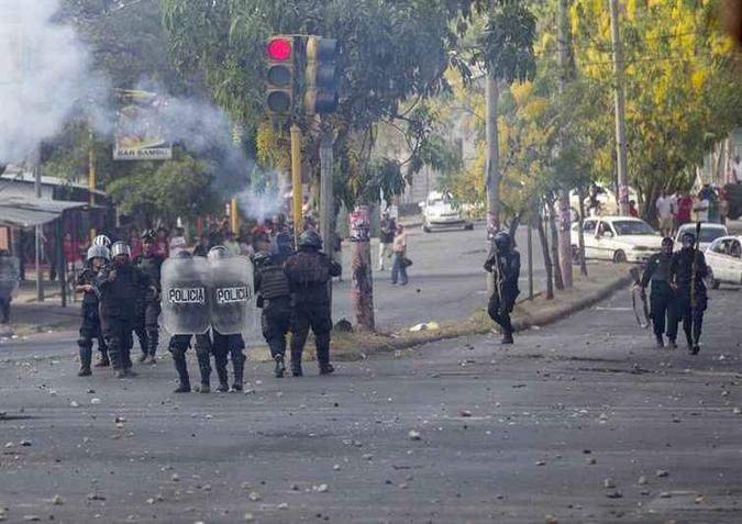 (EFE/Jorge Torres/Direitos Reservados)(foto: Já passa de 300 número de mortos em protestos na Nicarágua ) (EFE/Jorge Torres/Direitos Reservados)(foto: Já passa de 300 número de mortos em protestos na Nicarágua )