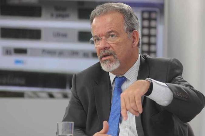 O ministro da Segurança Pública, Raul Jungmann, disse que o comitê criado pelo governo para gerenciar a crise dos caminhoneiros será mantido para as eleições deste ano(foto: Antonio Cunha/CB/D.A Press) O ministro da Segurança Pública, Raul Jungmann, disse que o comitê criado pelo governo para gerenciar a crise dos caminhoneiros será mantido para as eleições deste ano(foto: Antonio Cunha/CB/D.A Press)