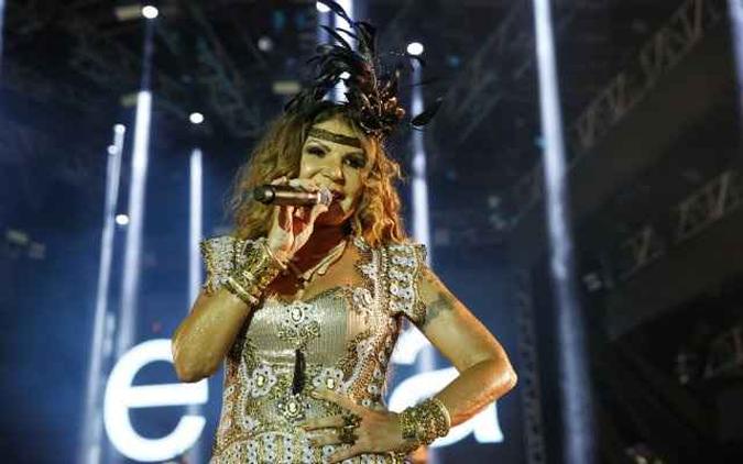 Após aderir a campanha, a cantora foi criticada pelo prefeito de Campina Grande, na Paraíba, que afirmou que a cidade não se tratava de um Após aderir a campanha, a cantora foi criticada pelo prefeito de Campina Grande, na Paraíba, que afirmou que a cidade não se tratava de um