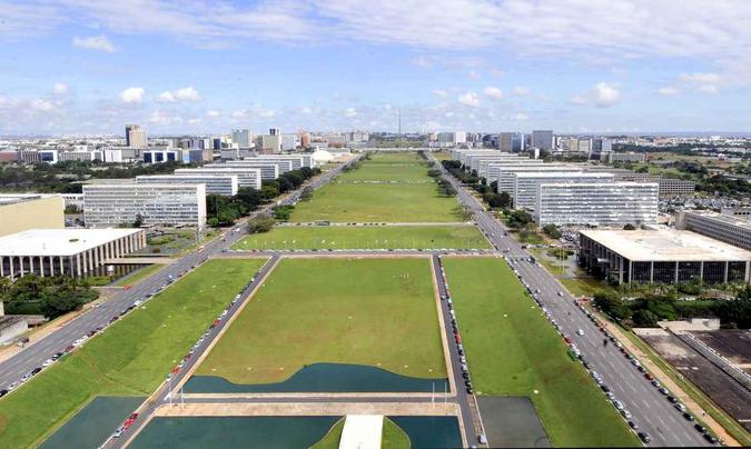 Na última quinta-feira (20/2), o Ministério da Economia tornou público o acesso ao Raio X da Administração Federal(foto: Marcelo Casal Jr./Agência Brasil) Na última quinta-feira (20/2), o Ministério da Economia tornou público o acesso ao Raio X da Administração Federal(foto: Marcelo Casal Jr./Agência Brasil)