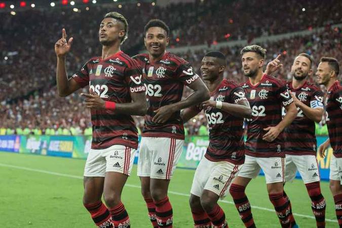 Bruno Henrique marcou três gols, chegou aos 21, e igualou o recorde de Zico em uma temporada(foto: Alexandre Vidal / Flamengo) Bruno Henrique marcou três gols, chegou aos 21, e igualou o recorde de Zico em uma temporada(foto: Alexandre Vidal / Flamengo)