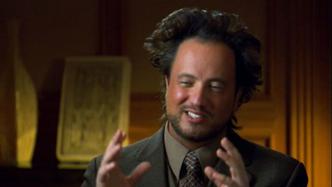 Cena de 'Alienígenas do passado' que transformou Tsoukalos em meme(foto: Reprodução)